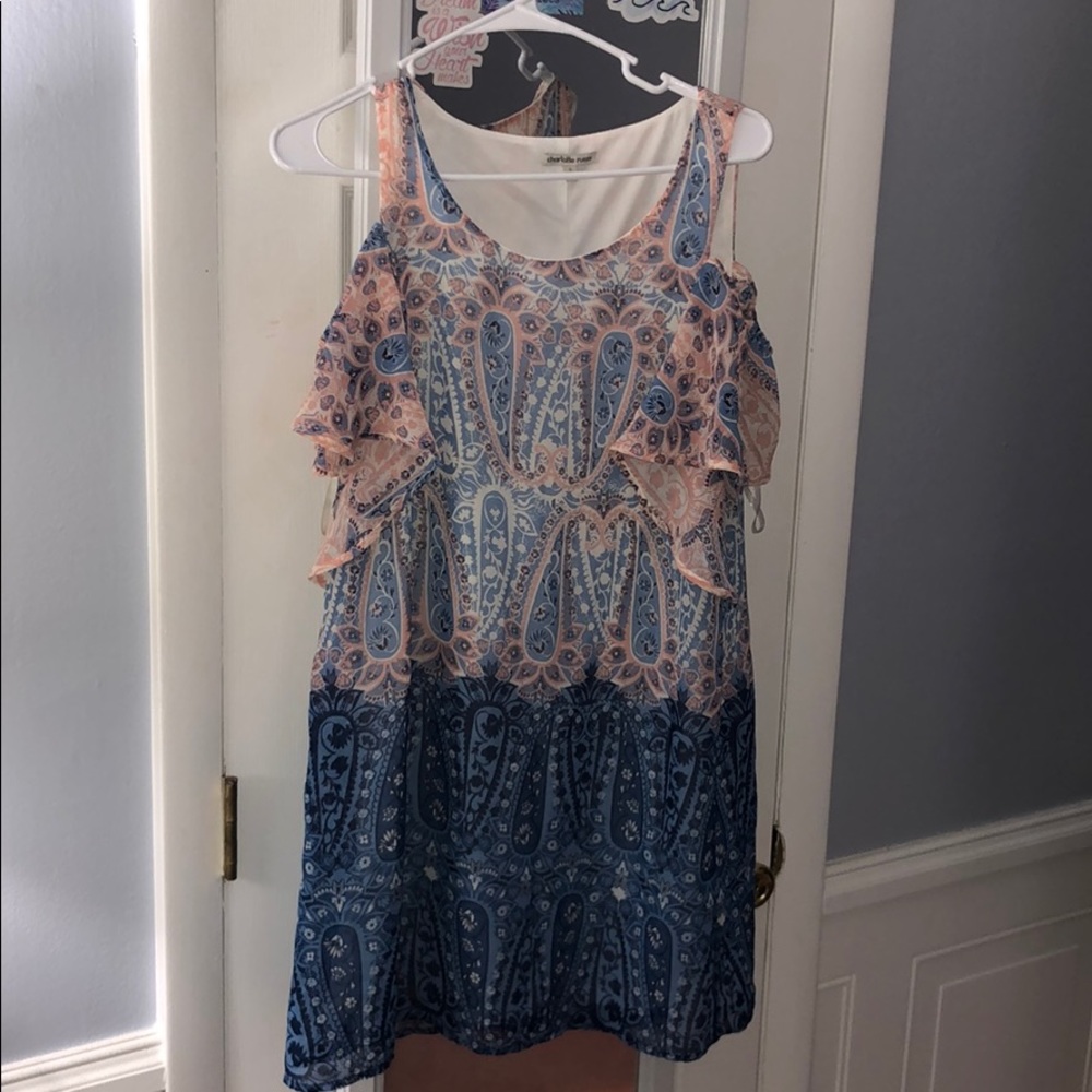 gorgeous paisley printed shift dress. never worn.